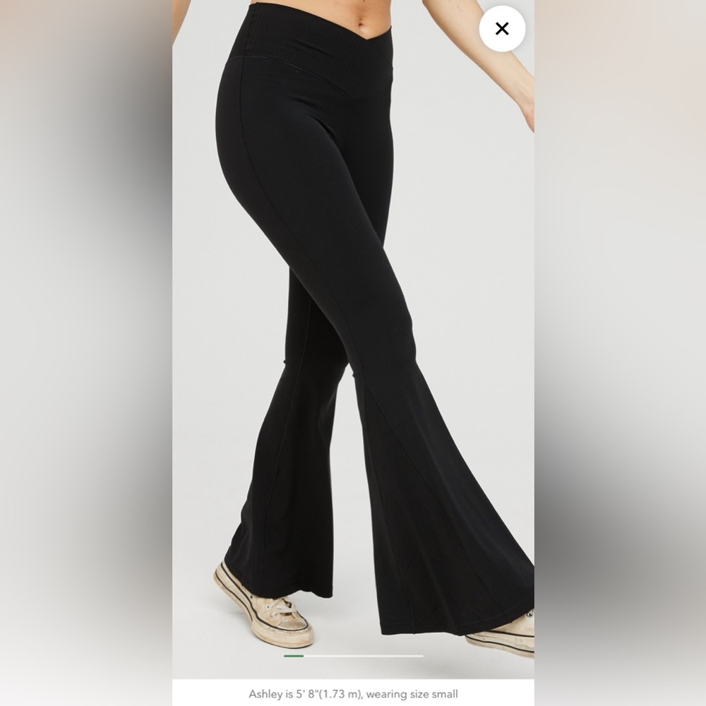 OFFLINE By Aerie Real Me High Waisted Crossover Rib Super Flare Legging